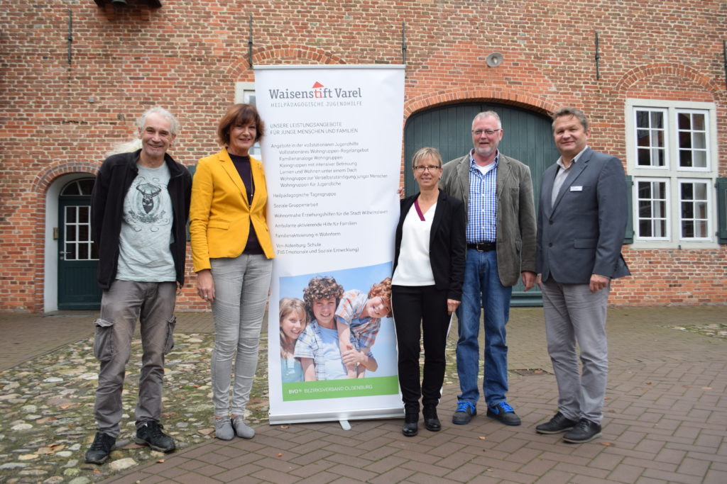 Im Bild (von links): Detlev Janßen, Claudia Preuß, Elke Pohl, Wolfgang Lendzion und Frank Diekhoff.